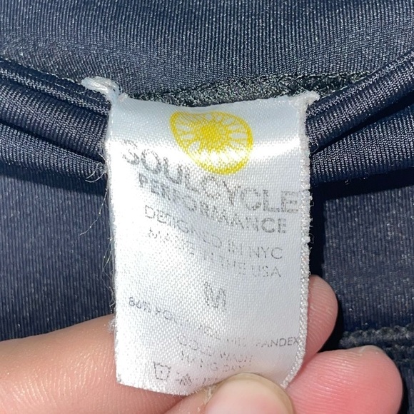 SOUL CYCLE Cropped Color Block High Rise Compression Capri Leggings, Size Medium - Picture 4 of 4